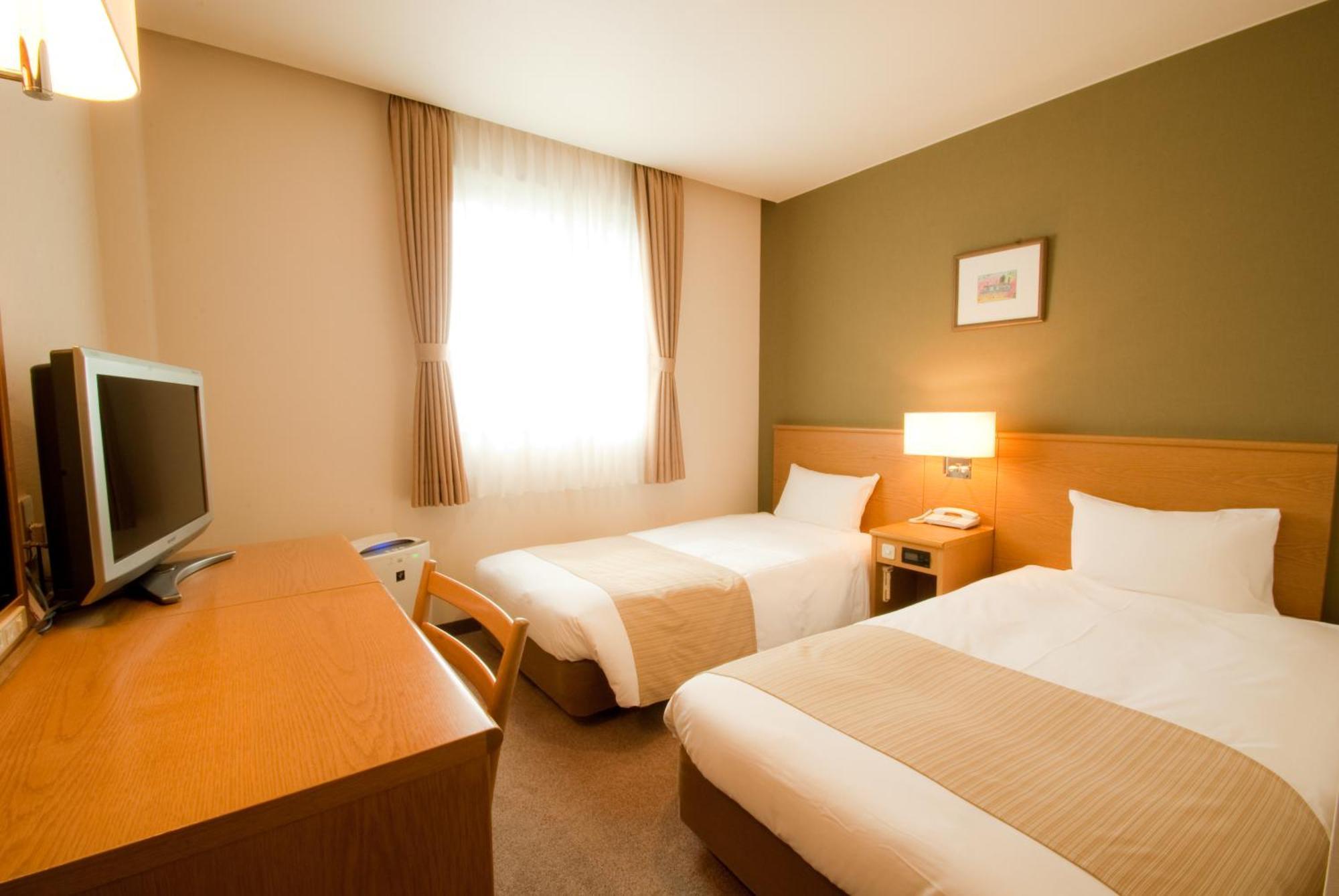 Hotel Folkloro Takahata Rom bilde